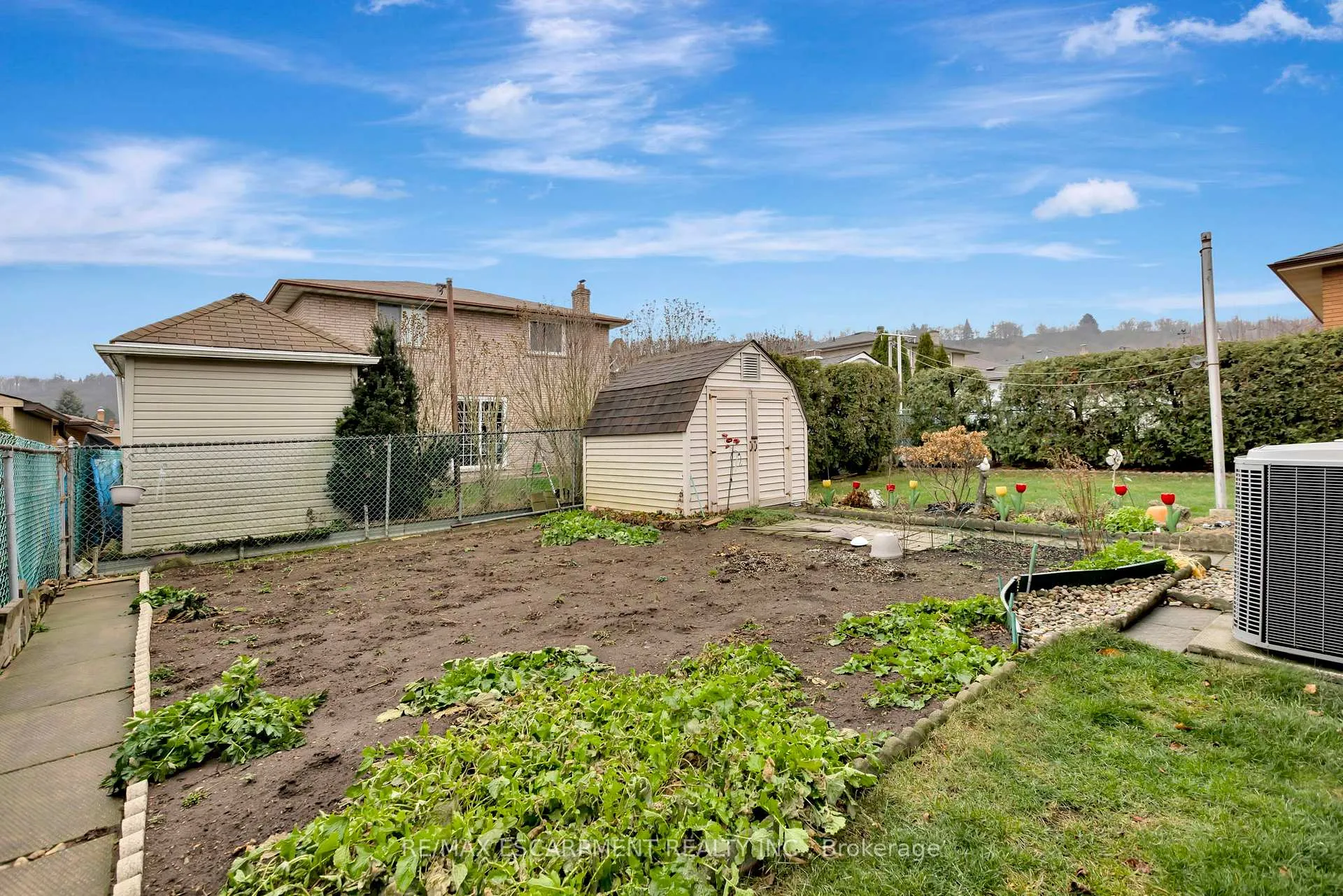 Photo 28 of 11 Marcella Crescent, Hamilton, Gershome — HOMEH