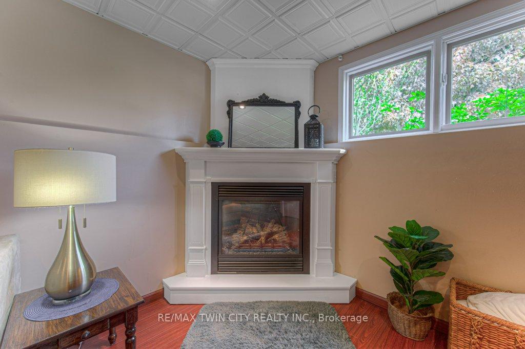 Photo 17 of 58 Bradbury Crescent, Brant, Paris — HOMEH