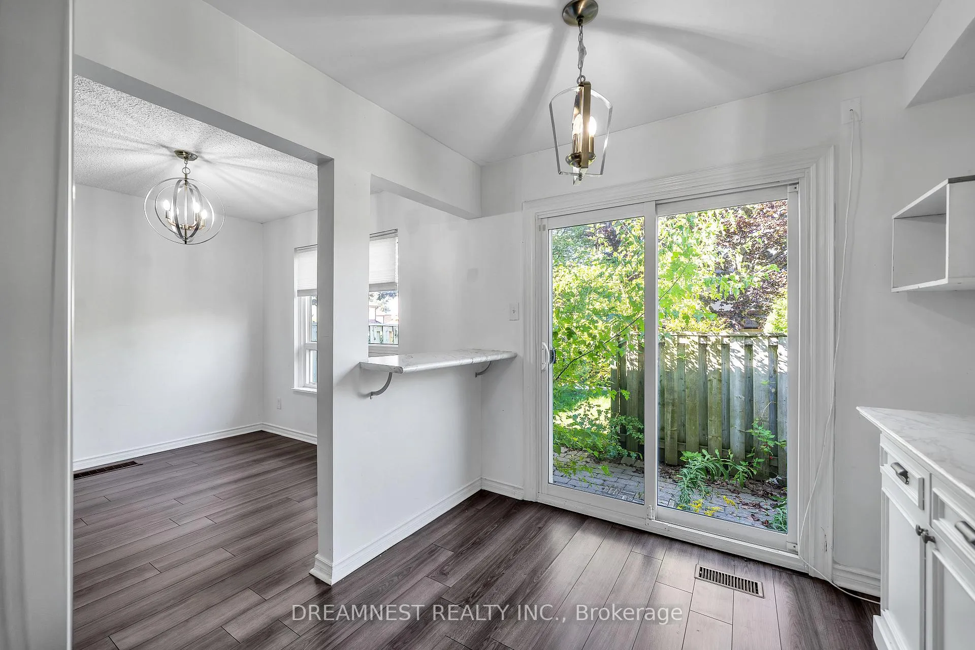 Photo 4 of Unit 17, 31 Parker Crescent, Ajax, South West — HOMEH