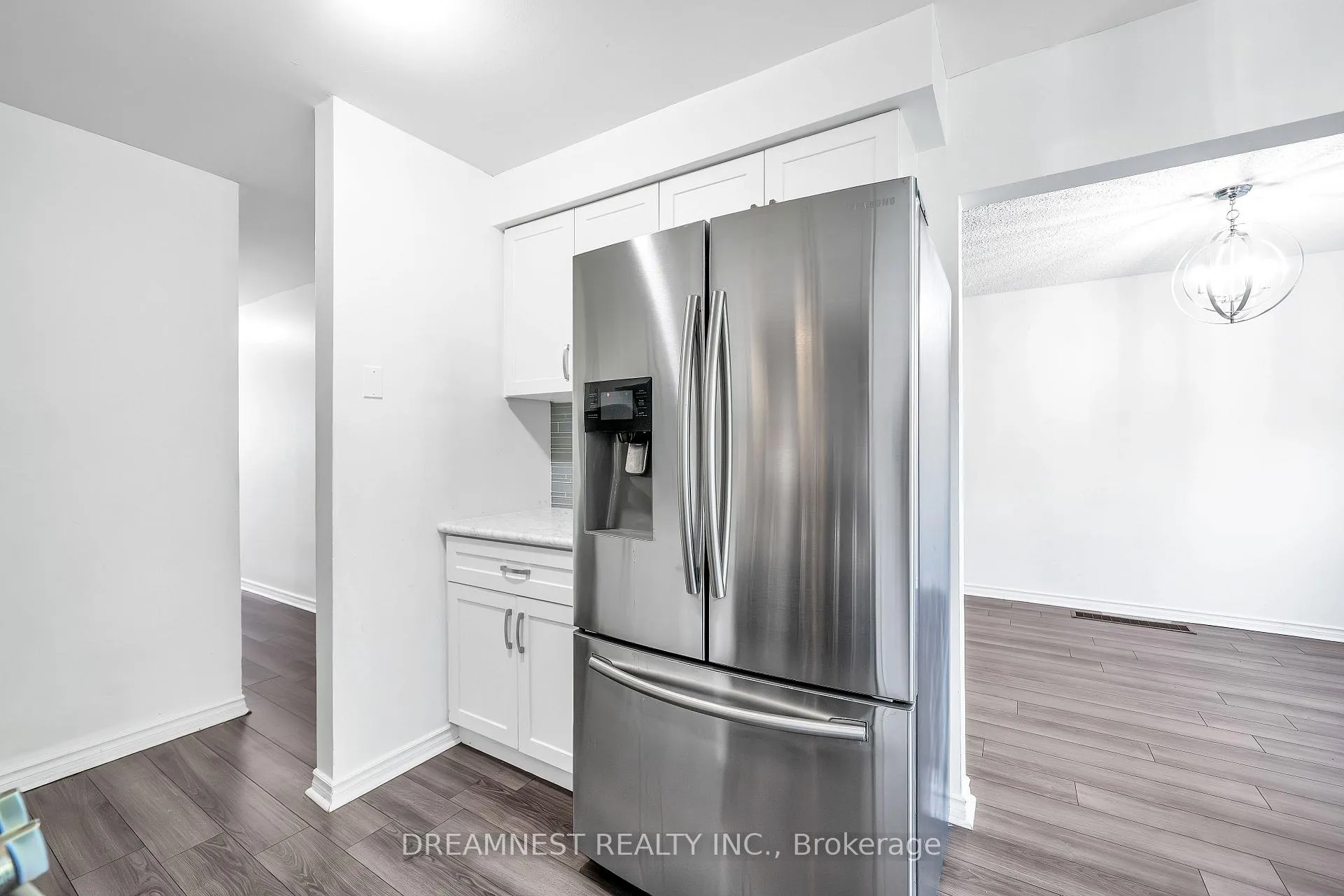 Photo 5 of Unit 17, 31 Parker Crescent, Ajax, South West — HOMEH