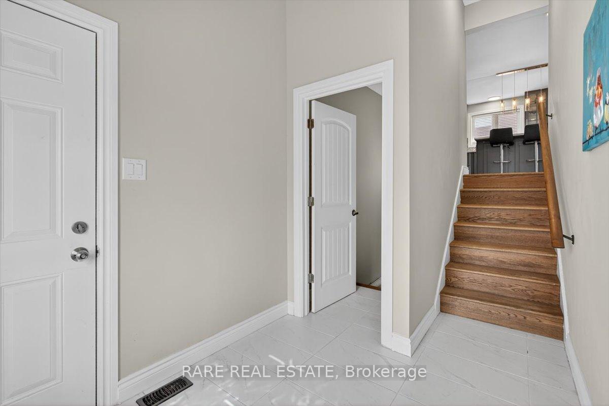 Photo 23 of 7499 County Road 91, Clearview, Stayner — HOMEH