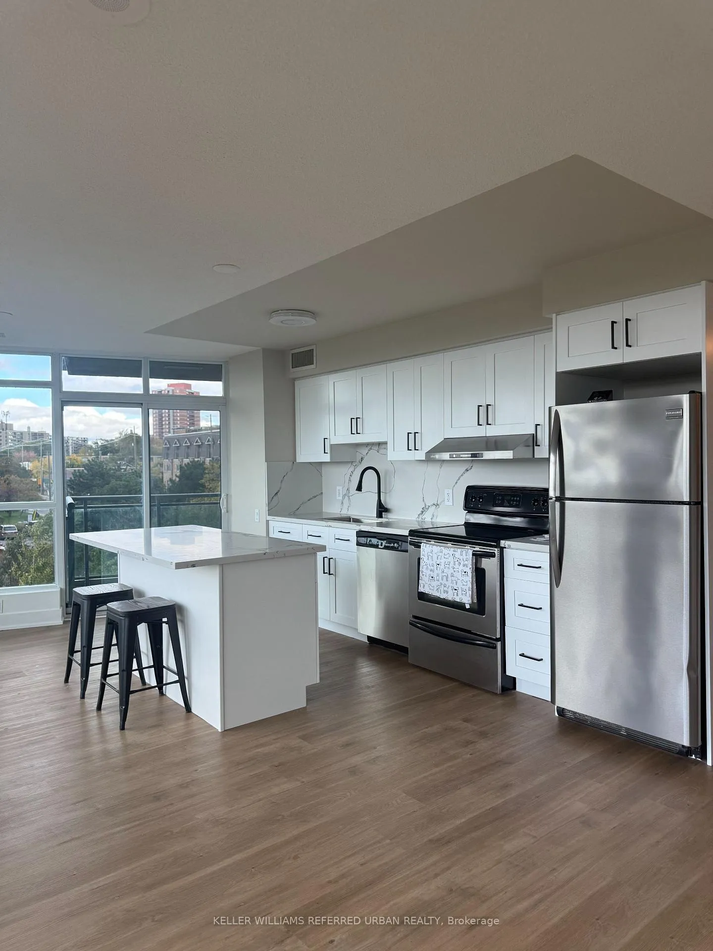 Photo 2 of Unit 308, 1048 Broadview Avenue, Toronto, Broadview North — HOMEH