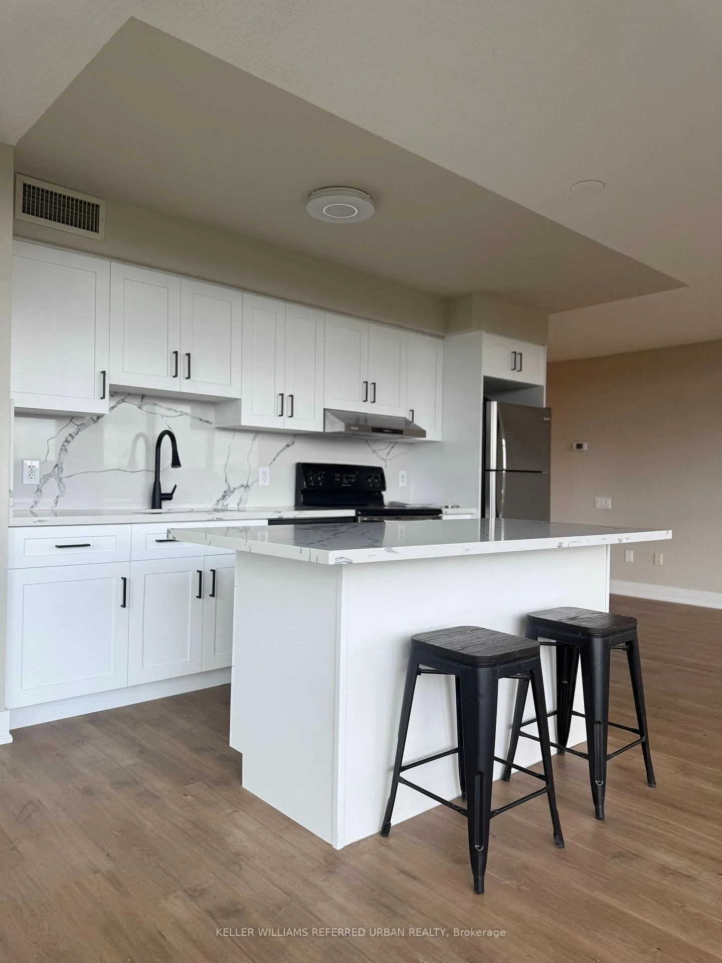 Photo 3 of Unit 308, 1048 Broadview Avenue, Toronto, Broadview North — HOMEH