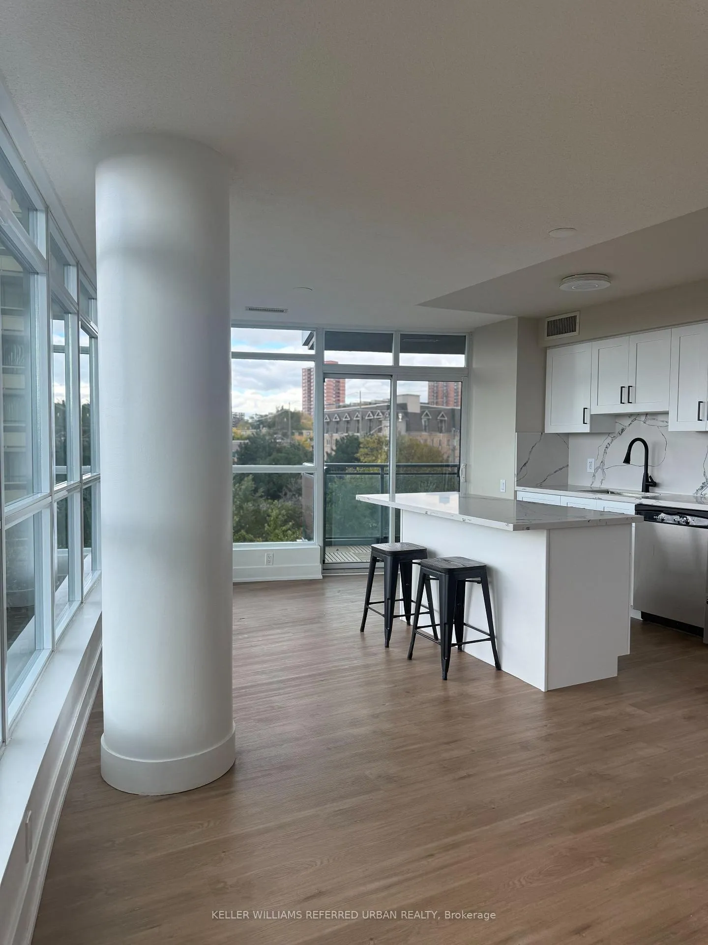 Photo 4 of Unit 308, 1048 Broadview Avenue, Toronto, Broadview North — HOMEH