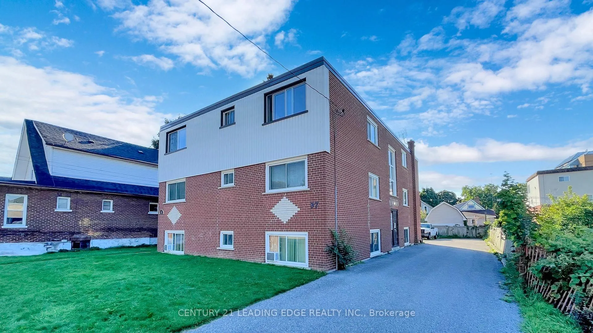 Photo 2 of Unit 1, 97 Elgin Street W, Oshawa, O'Neill — HOMEH