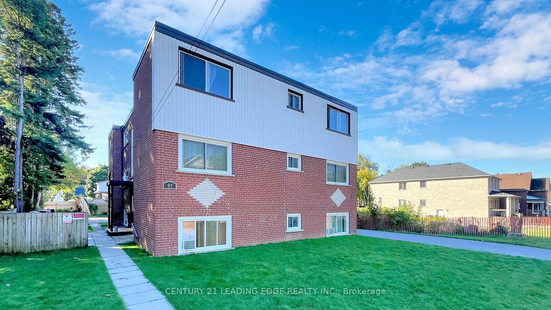 Photo 3 of Unit 1, 97 Elgin Street W, Oshawa, O'Neill — HOMEH