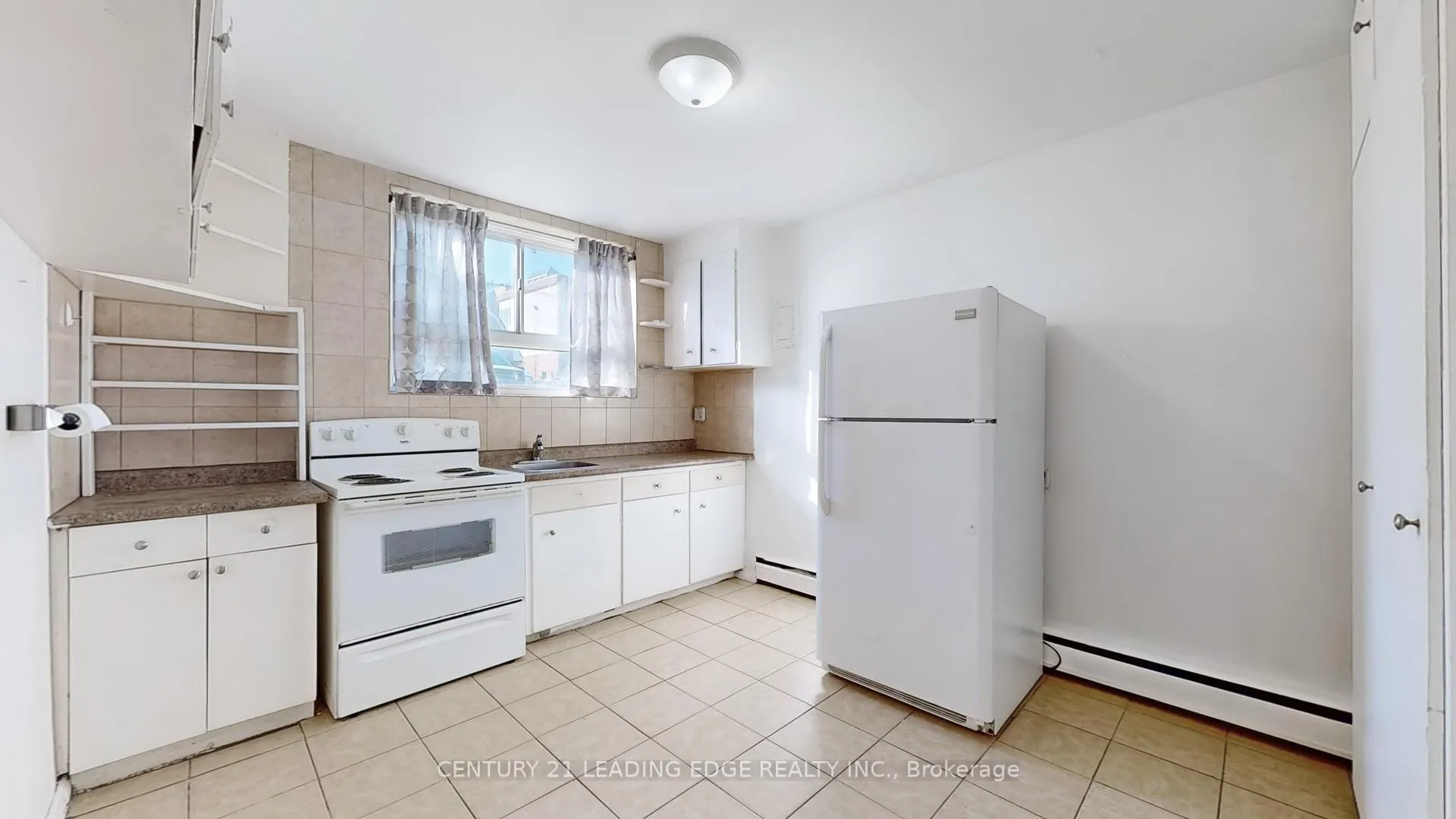 Photo 12 of Unit 1, 97 Elgin Street W, Oshawa, O'Neill — HOMEH