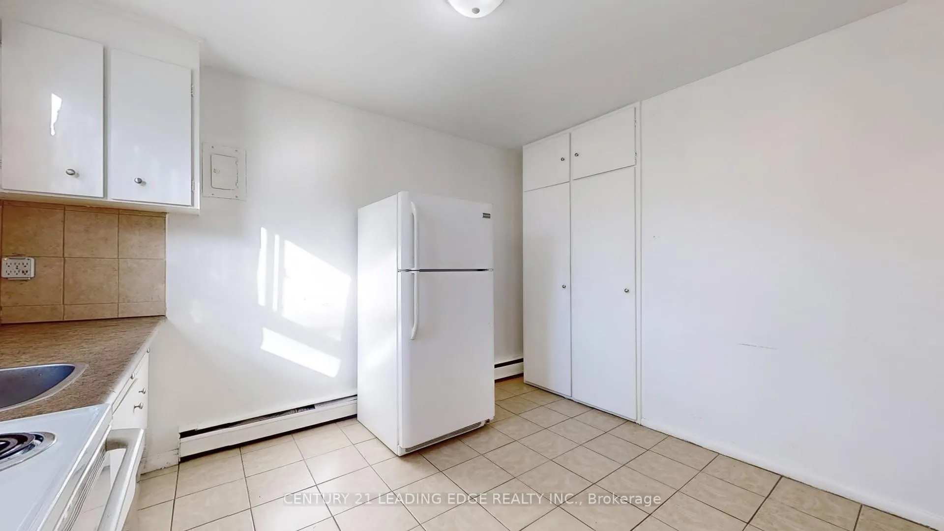 Photo 14 of Unit 1, 97 Elgin Street W, Oshawa, O'Neill — HOMEH