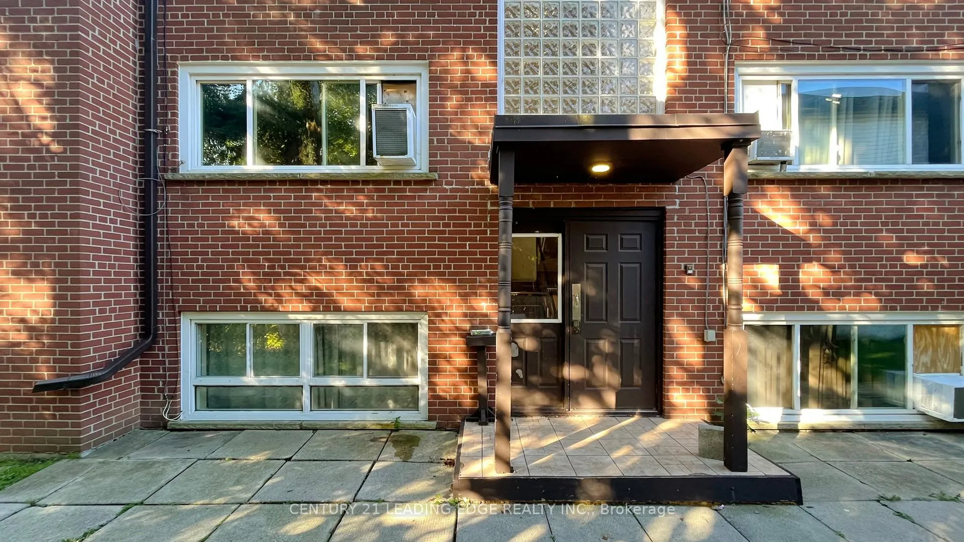 Photo 28 of Unit 1, 97 Elgin Street W, Oshawa, O'Neill — HOMEH
