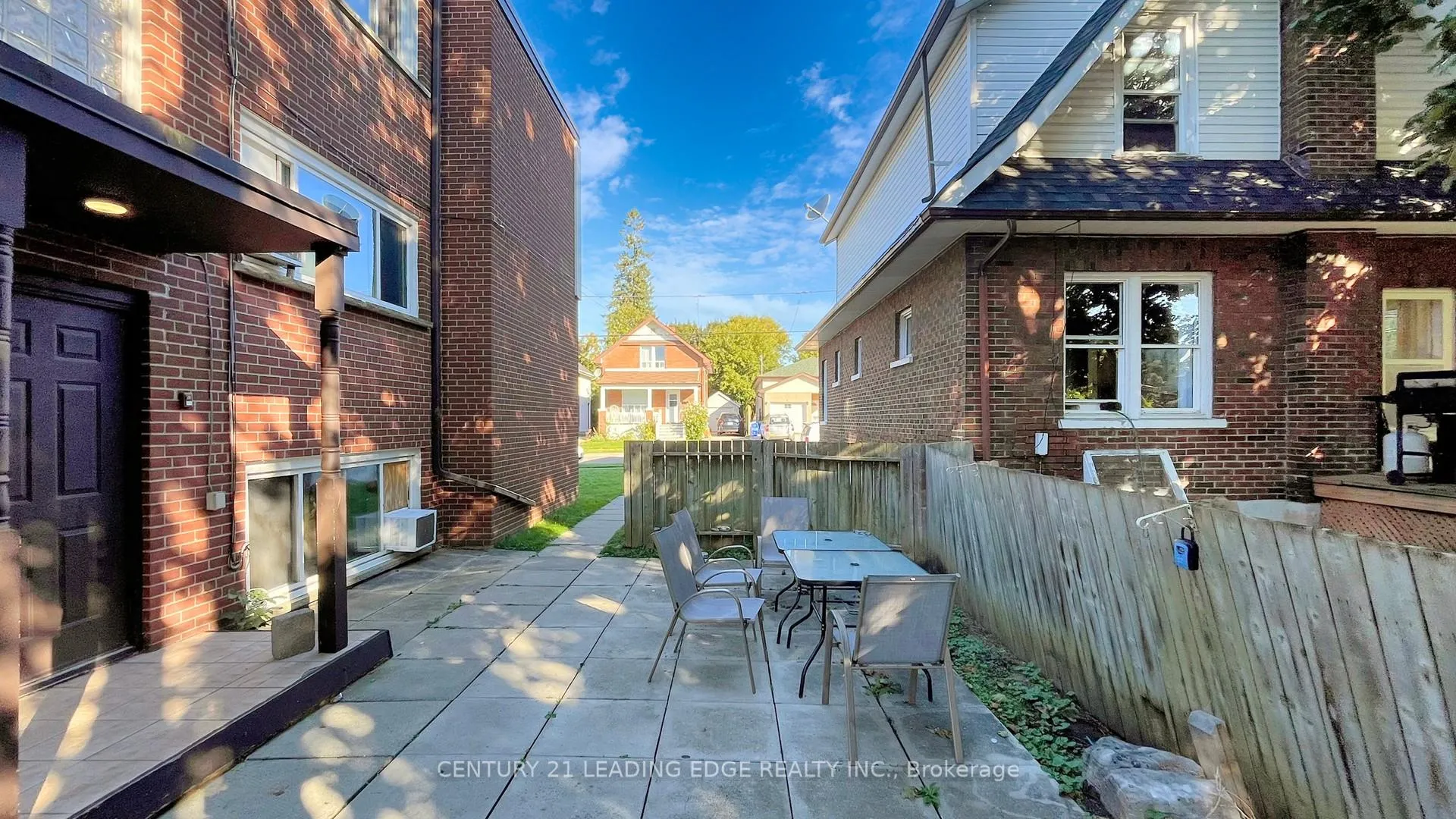 Photo 31 of Unit 1, 97 Elgin Street W, Oshawa, O'Neill — HOMEH
