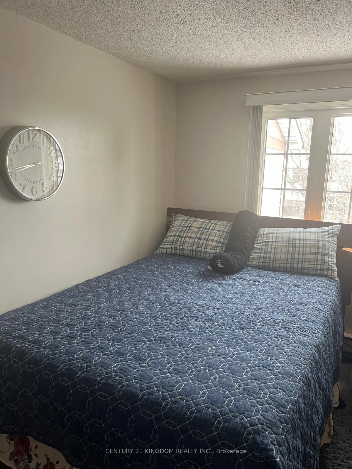 Photo 5 of 547 Dorchester Drive, Oshawa, Vanier — HOMEH