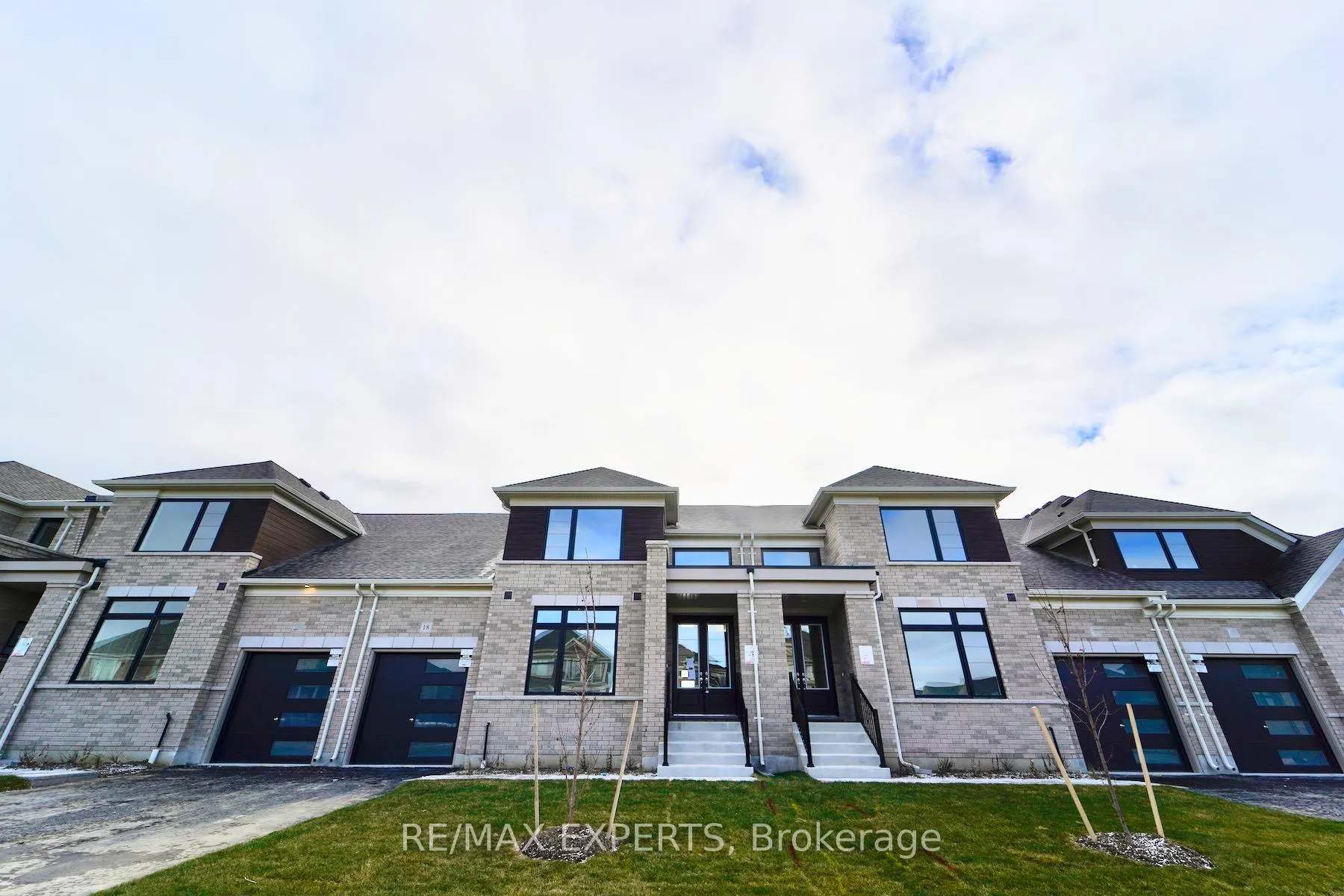 Front of 18 Mayapple Street