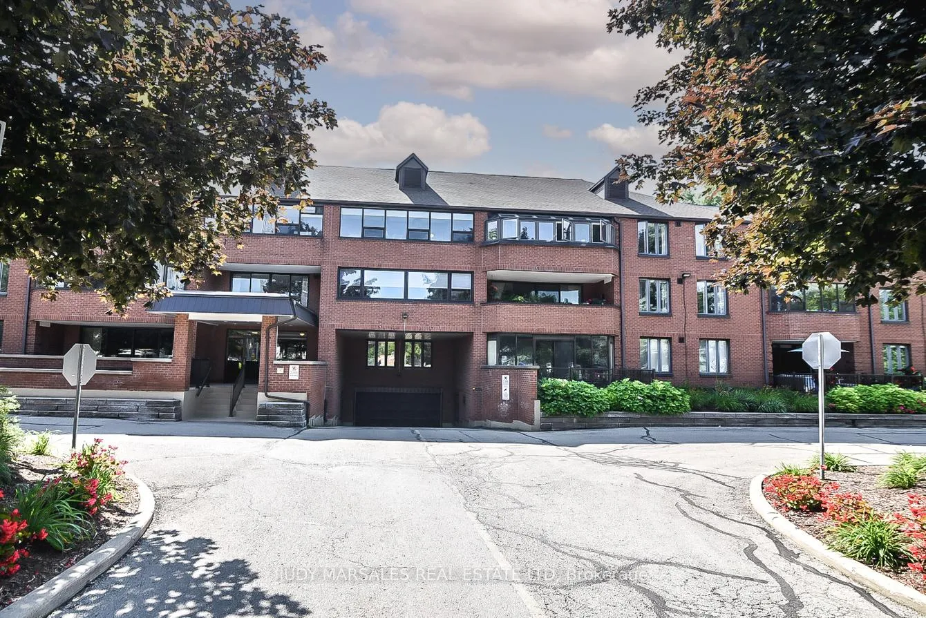Photo 2 of Unit PH3, 150 Wilson Street W, Hamilton, Ancaster — HOMEH