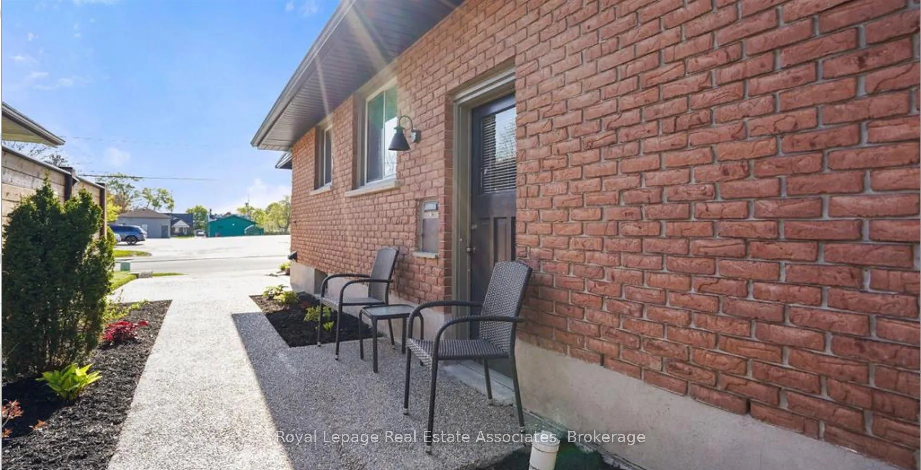 Photo 23 of Unit 2, 45 Bond Street, Kitchener — HOMEH
