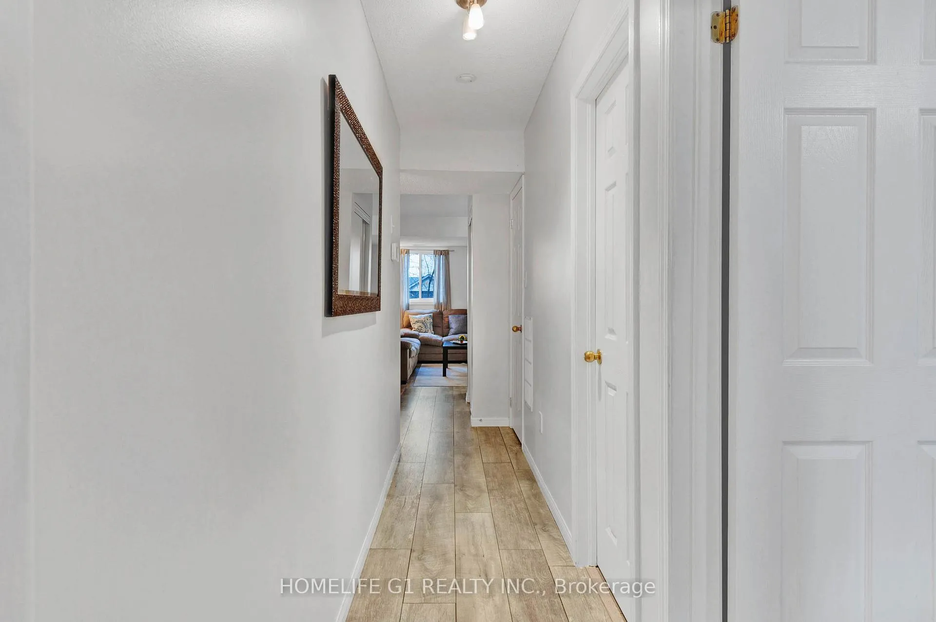 Photo 8 of 239 Ferndale Drive S, Barrie, Ardagh — HOMEH