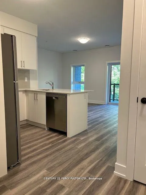 Photo 10 of Unit 305, 1100 Lackner Place, Kitchener — HOMEH