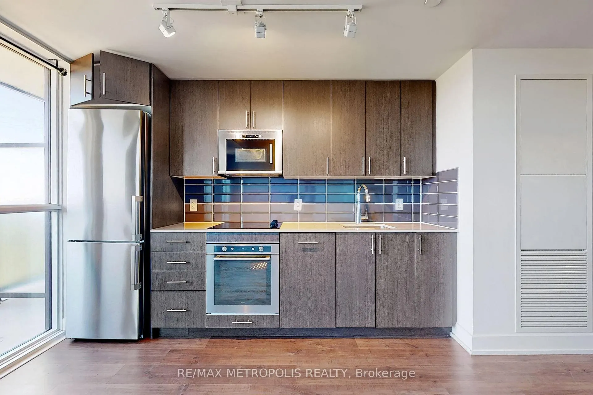 Photo 10 of Unit 2101, 2550 Simcoe Street N, Oshawa, Windfields — HOMEH