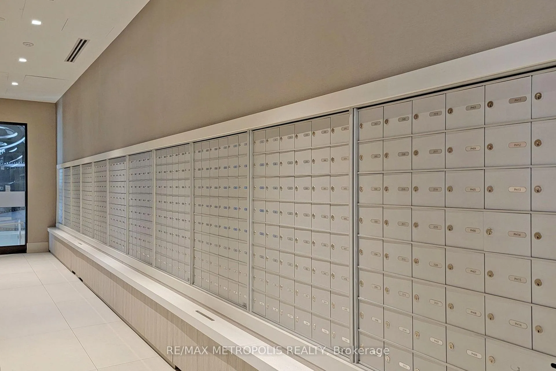 Photo 29 of Unit 2101, 2550 Simcoe Street N, Oshawa, Windfields — HOMEH