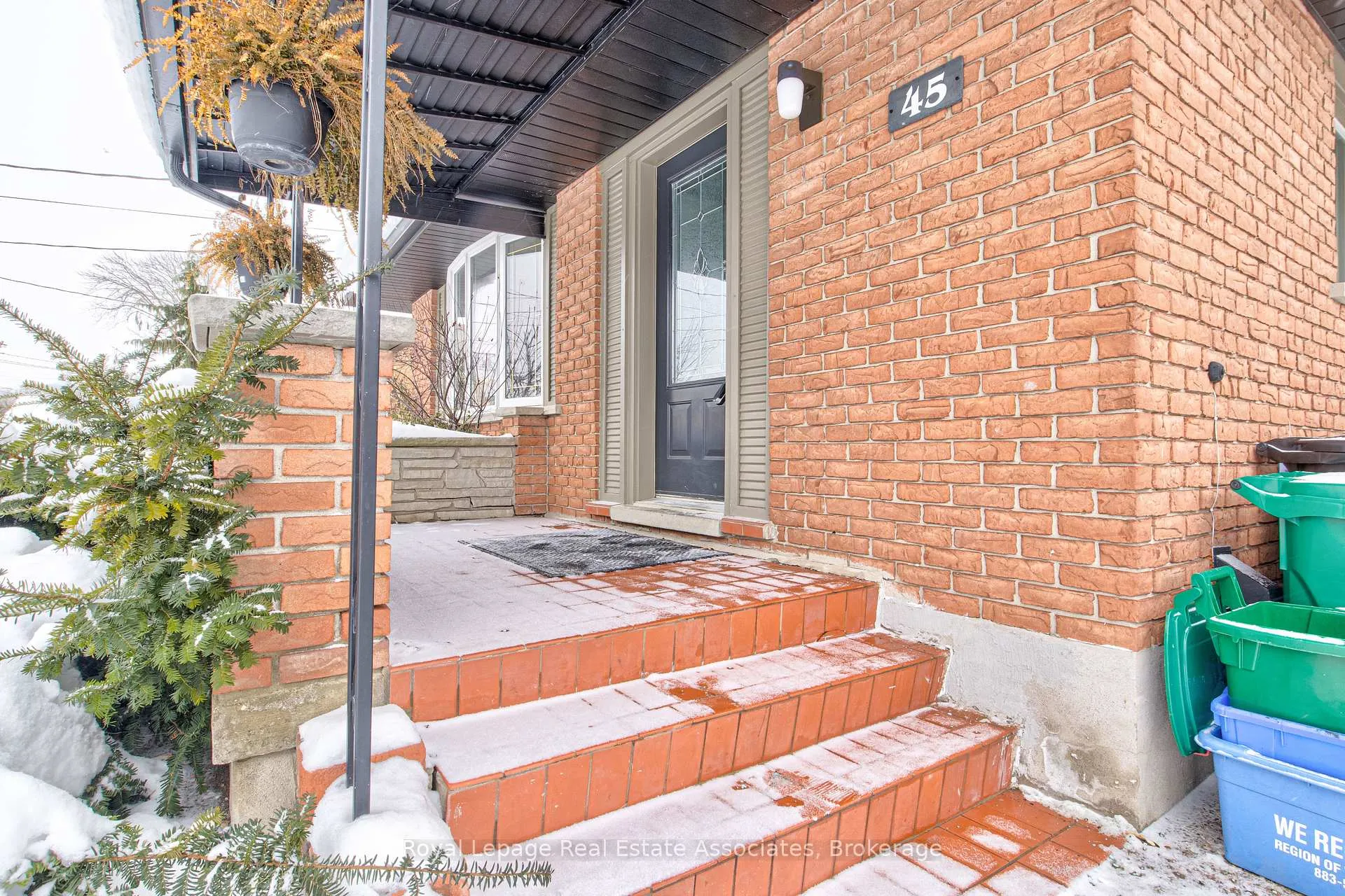 Photo 2 of Unit 1, 45 Bond Street, Kitchener — HOMEH