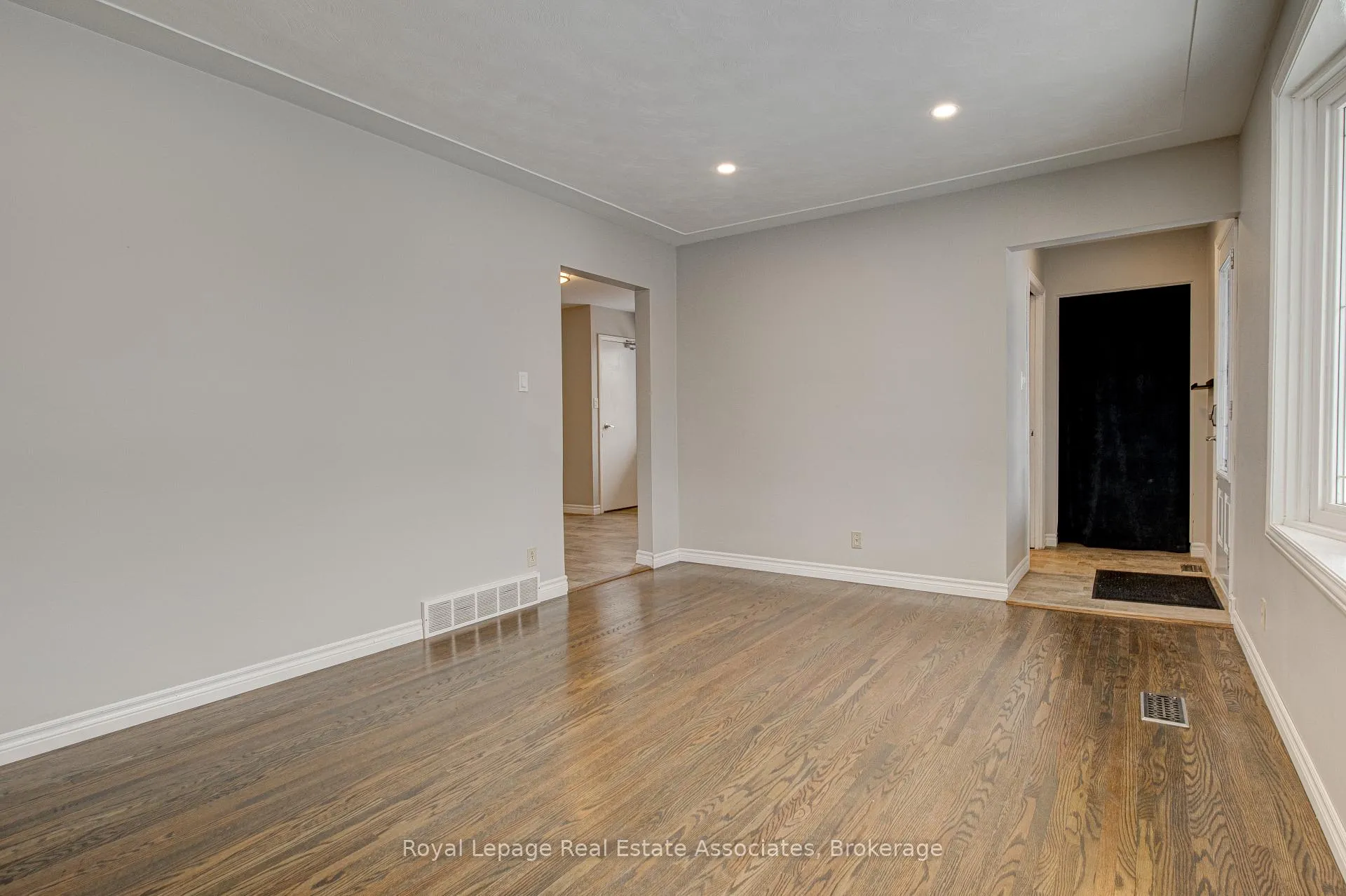 Photo 16 of Unit 1, 45 Bond Street, Kitchener — HOMEH