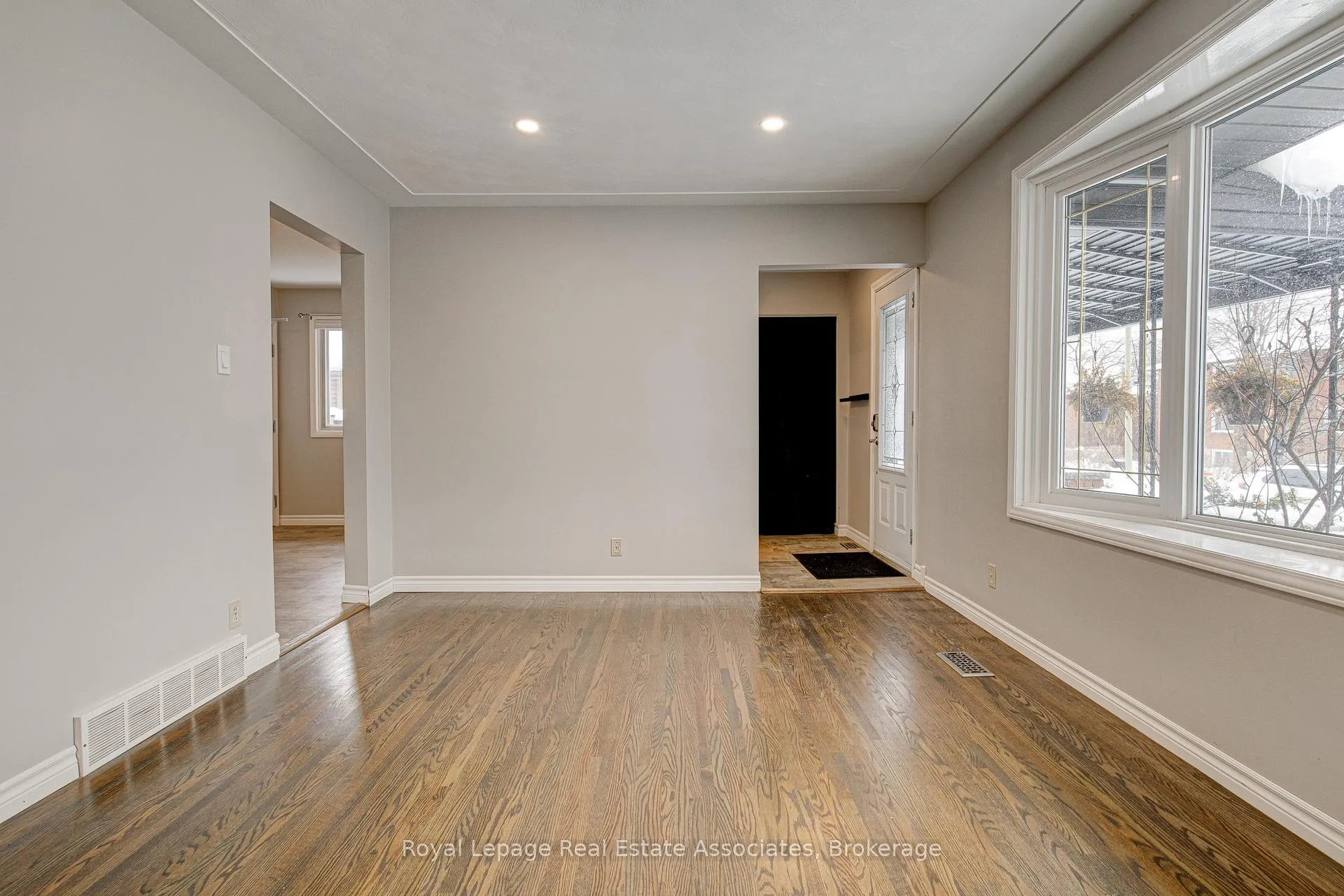Photo 17 of Unit 1, 45 Bond Street, Kitchener — HOMEH