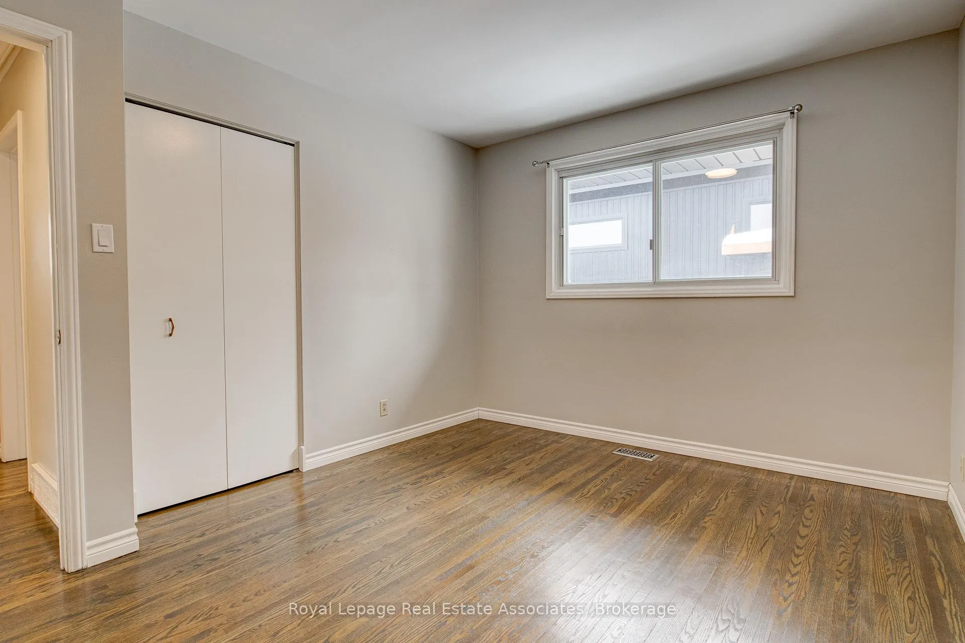 Photo 20 of Unit 1, 45 Bond Street, Kitchener — HOMEH