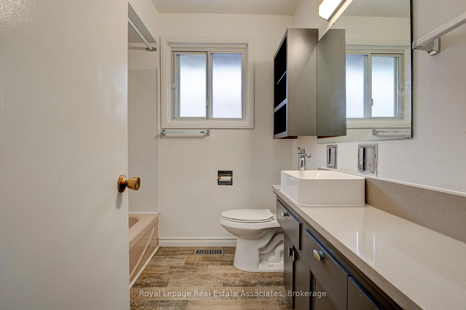 Photo 26 of Unit 1, 45 Bond Street, Kitchener — HOMEH
