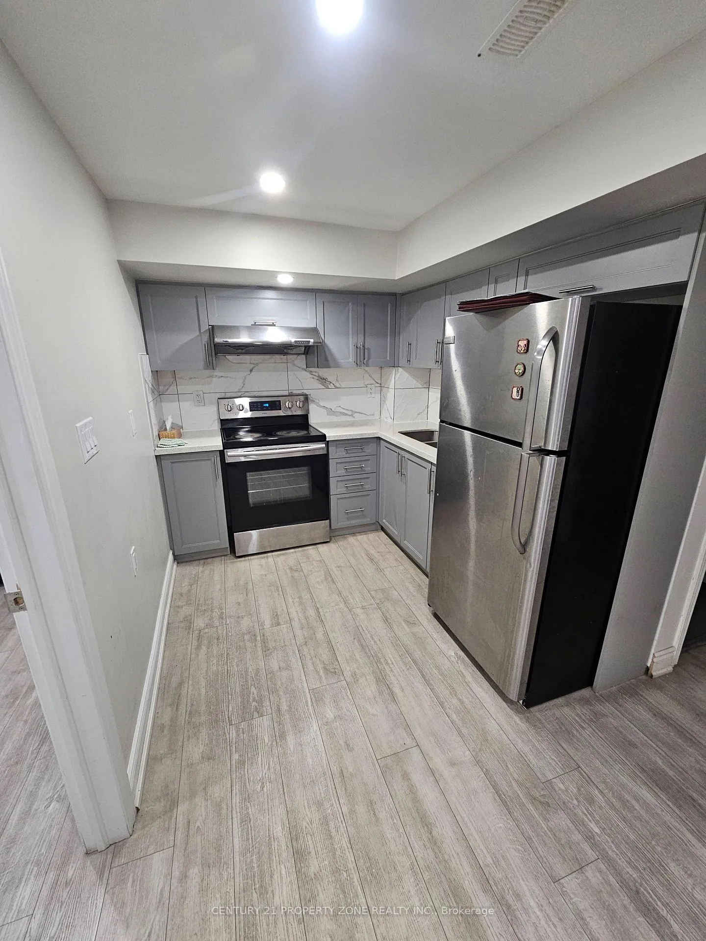 Photo 1 of Unit basement, 42 Loftsmoor Drive, Brampton, Sandringham-Wellington — HOMEH