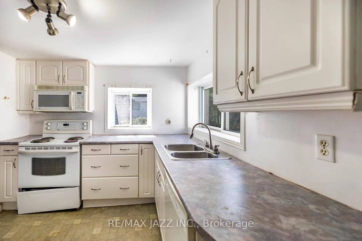 Photo 13 of 14340 Old Scugog Road, Scugog, Blackstock — HOMEH