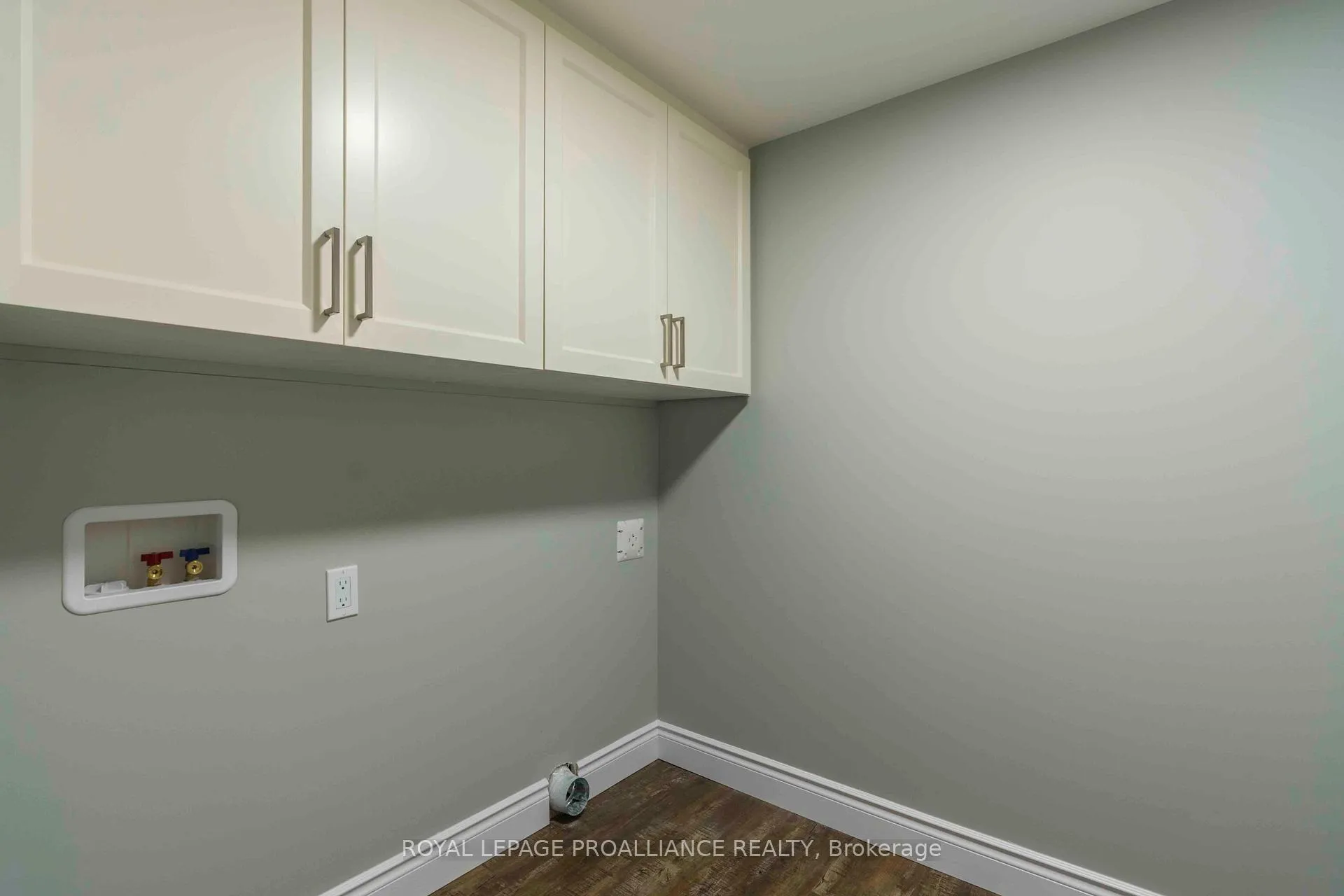 Photo 11 of 149B Sienna Avenue, Belleville, Belleville Ward — HOMEH