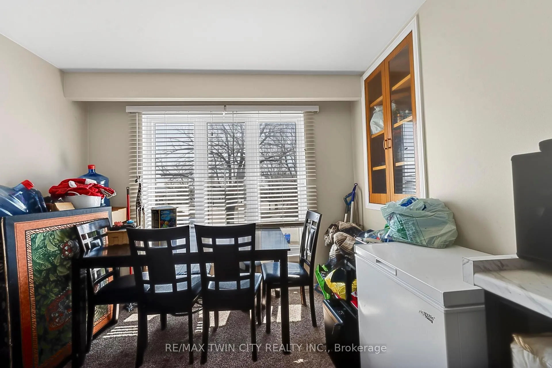 Photo 9 of 228 Holborn Drive, Kitchener — HOMEH