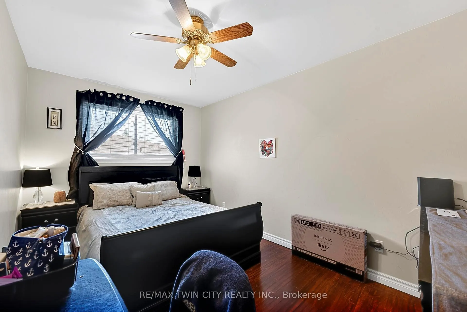 Photo 12 of 228 Holborn Drive, Kitchener — HOMEH