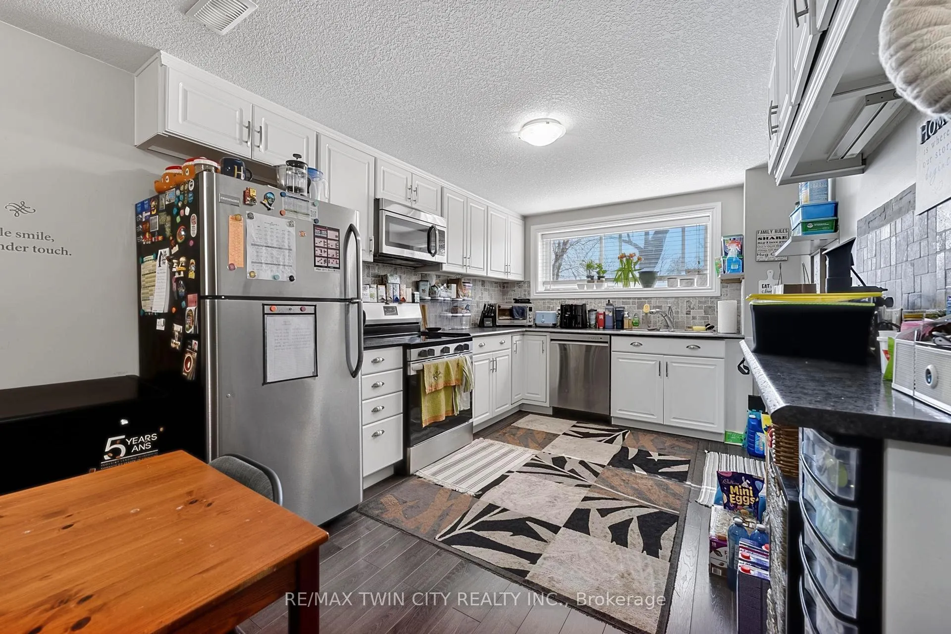Photo 21 of 228 Holborn Drive, Kitchener — HOMEH