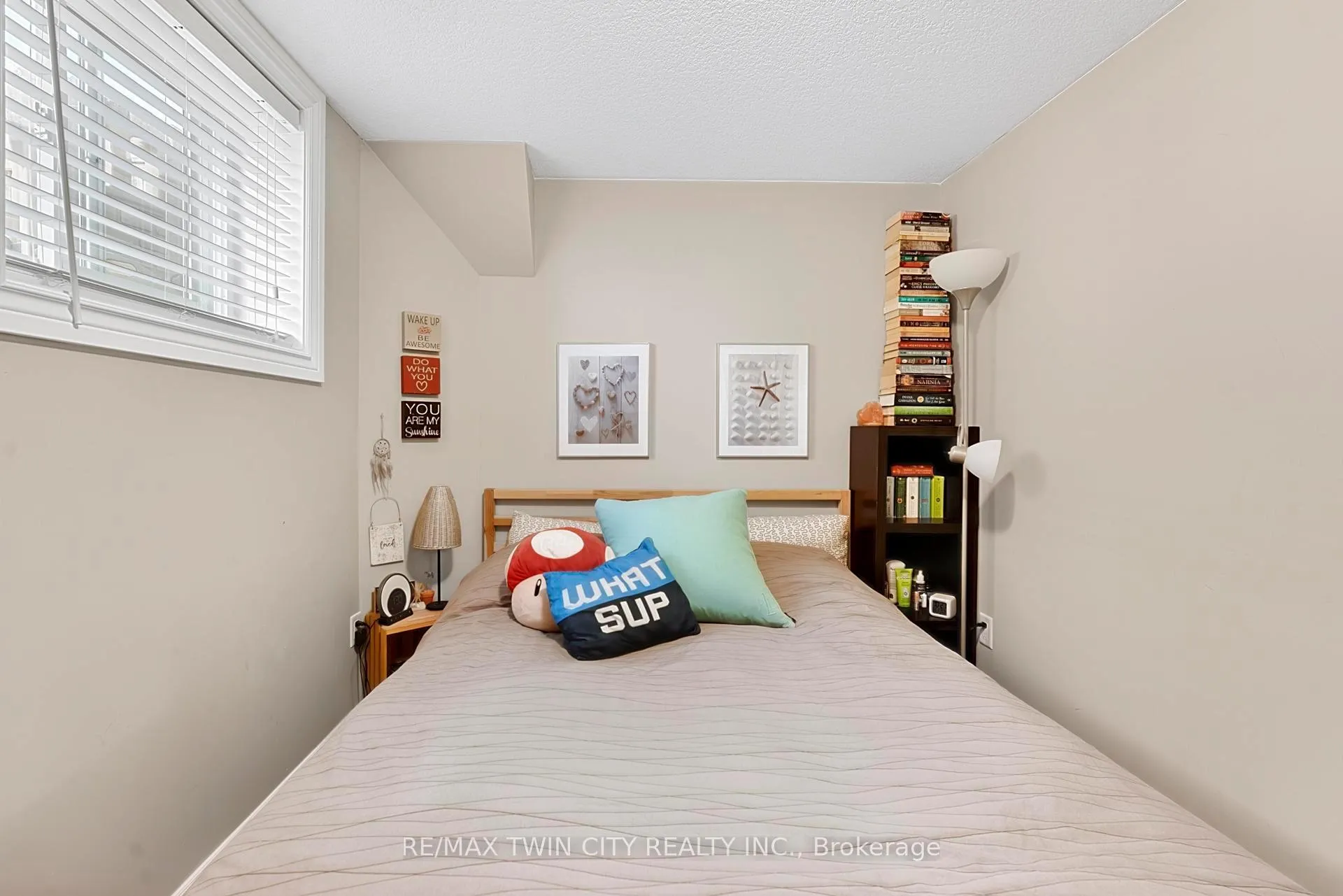 Photo 25 of 228 Holborn Drive, Kitchener — HOMEH