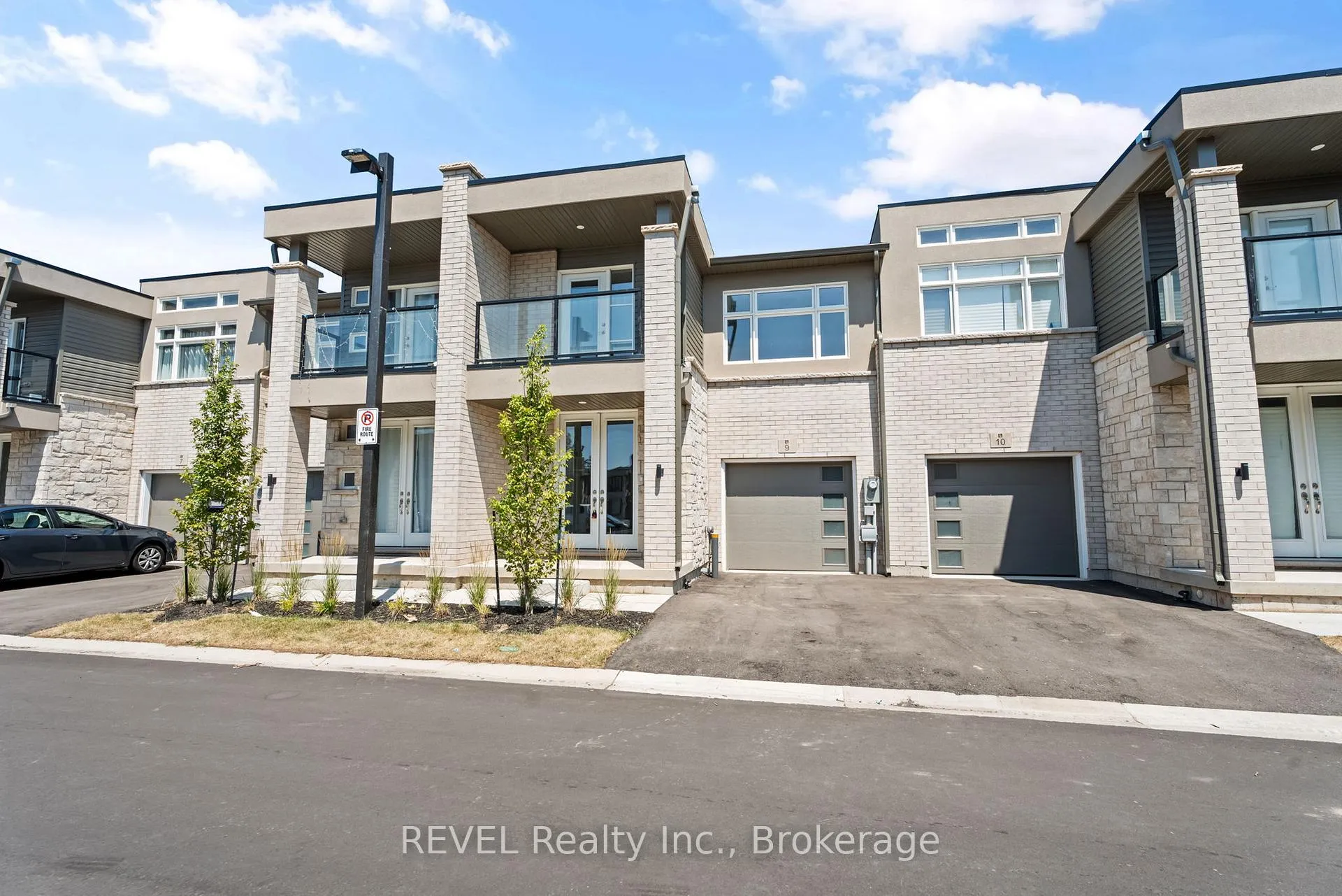 Photo 2 of Unit 9, 5672 Dorchester Road, Niagara Falls, Hospital — HOMEH