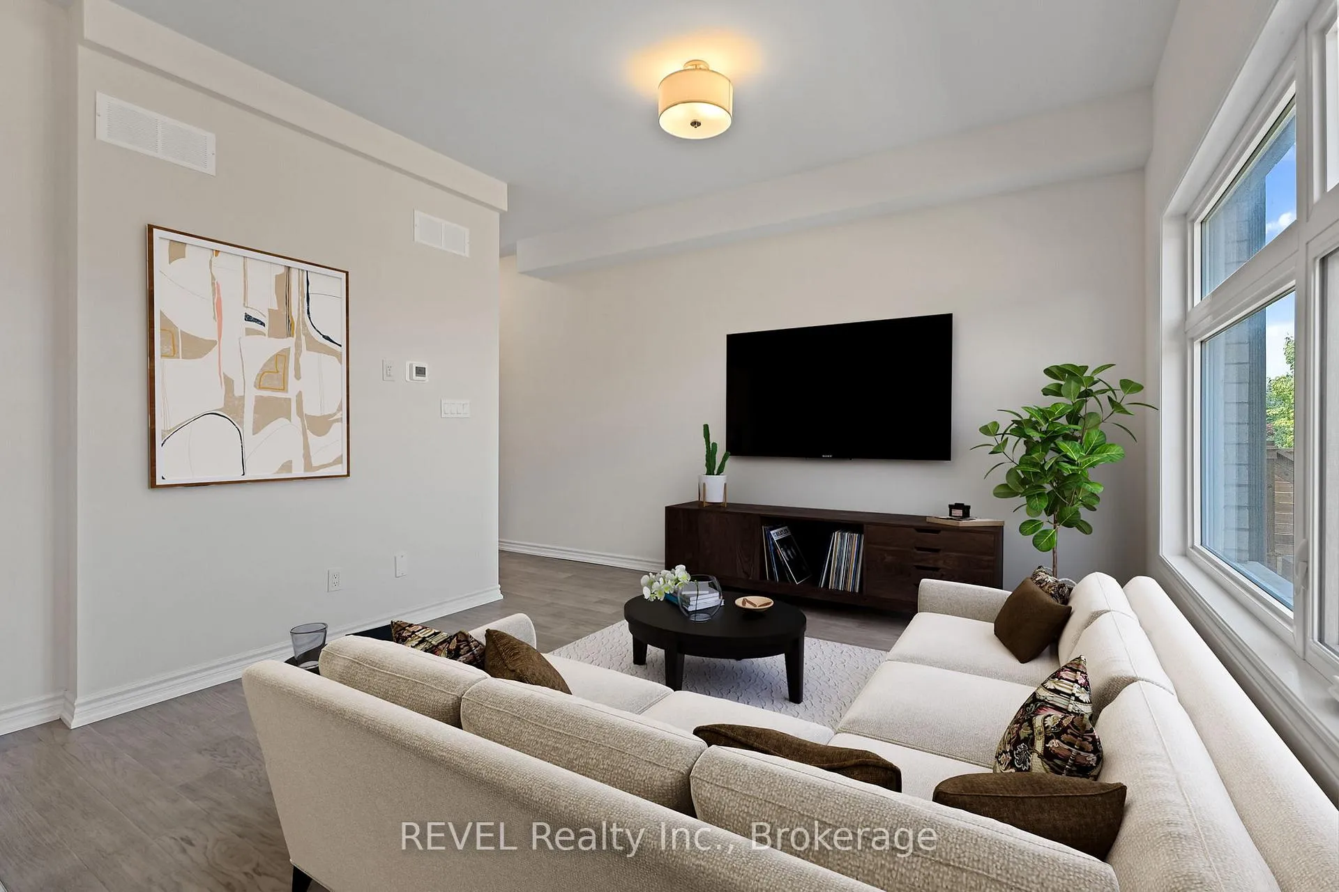 Photo 14 of Unit 9, 5672 Dorchester Road, Niagara Falls, Hospital — HOMEH