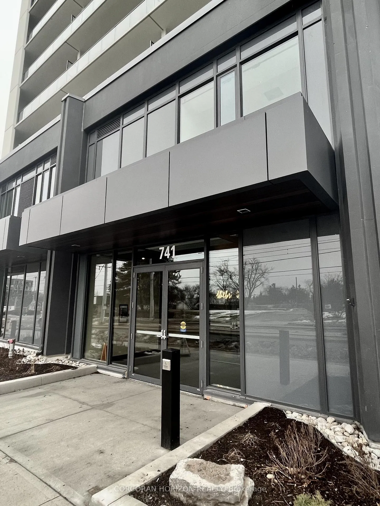 Photo 2 of Unit 1704, 741 King Street, Kitchener — HOMEH