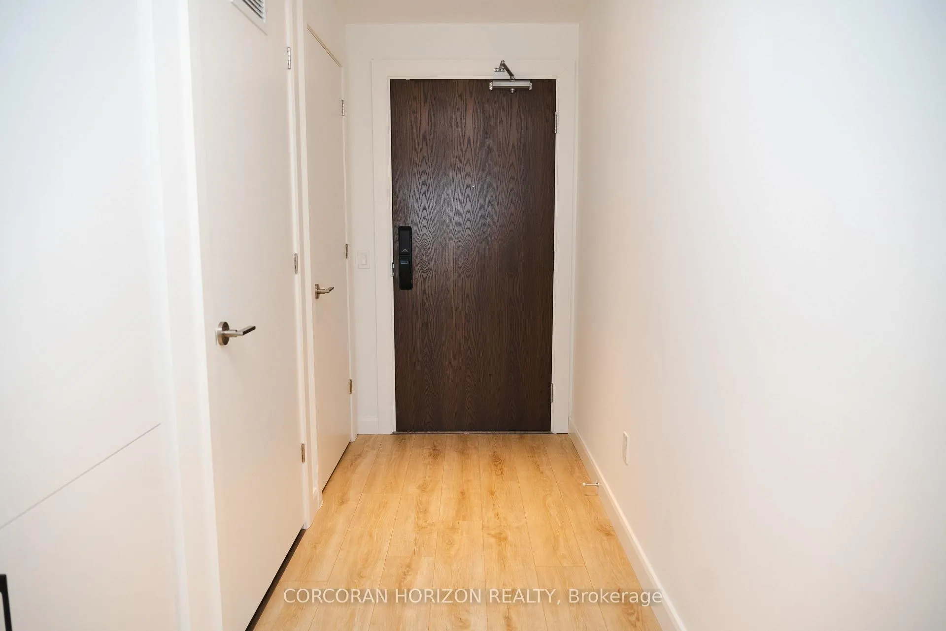 Photo 4 of Unit 1704, 741 King Street, Kitchener — HOMEH