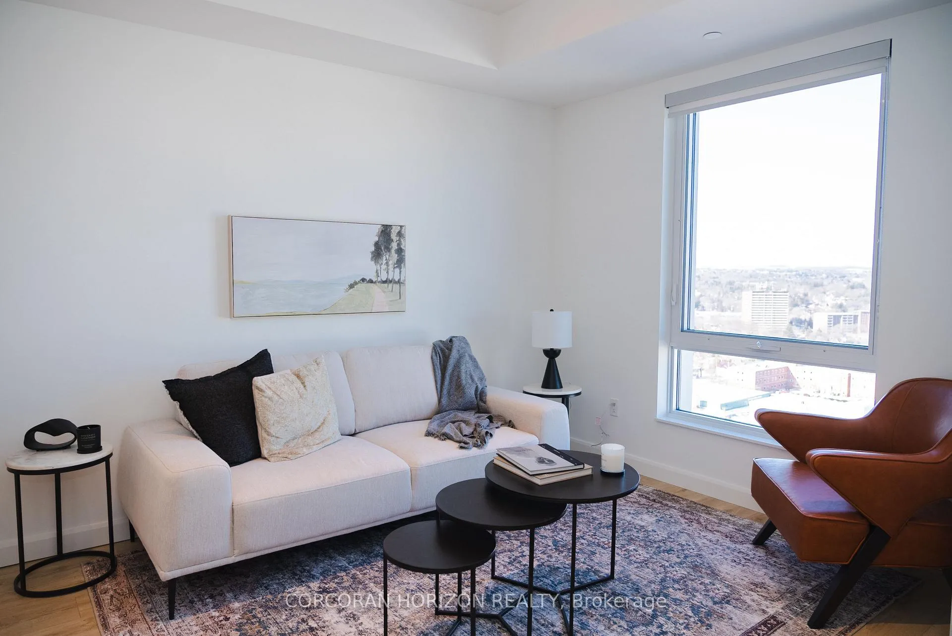 Photo 7 of Unit 1704, 741 King Street, Kitchener — HOMEH