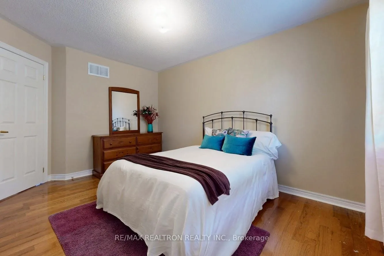 Photo 93 of 6766 Tattinger Avenue, Mississauga, Meadowvale Village — HOMEH