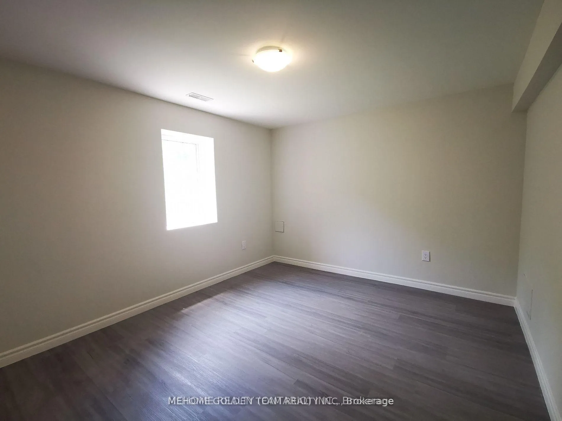 Photo 6 of Unit Bsmt, 56 Homer Crescent, Aurora, Rural Aurora — HOMEH