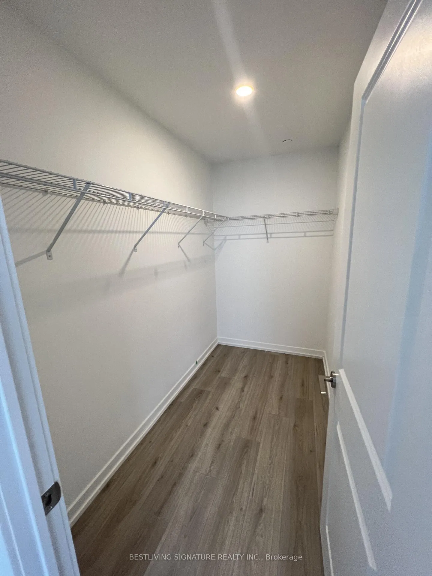 Photo 6 of Unit 3403, 395 Bloor Street E, Toronto, North St. James Town — HOMEH