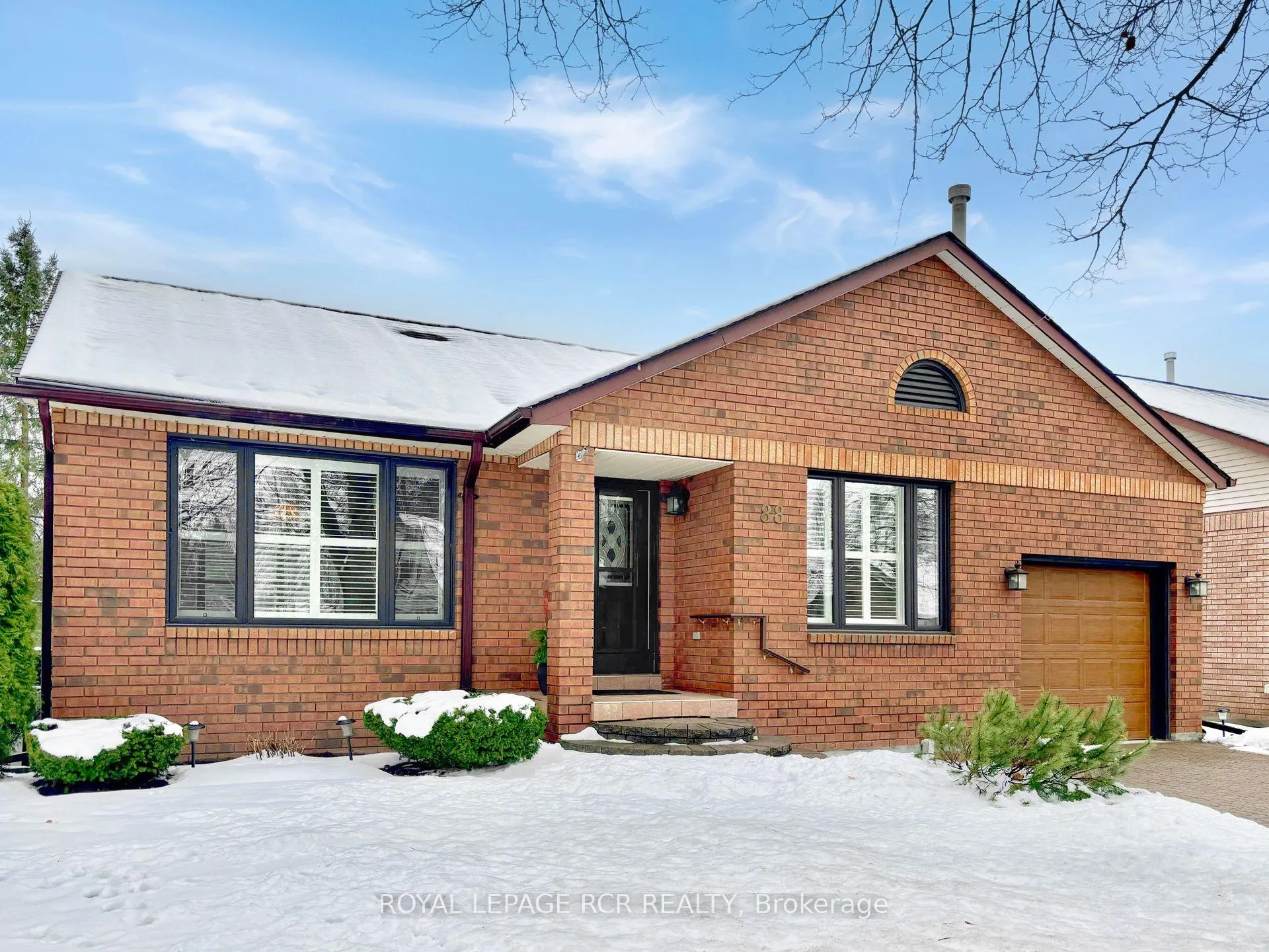 Photo 2 of 88 Riverview Road, New Tecumseth, Alliston — HOMEH