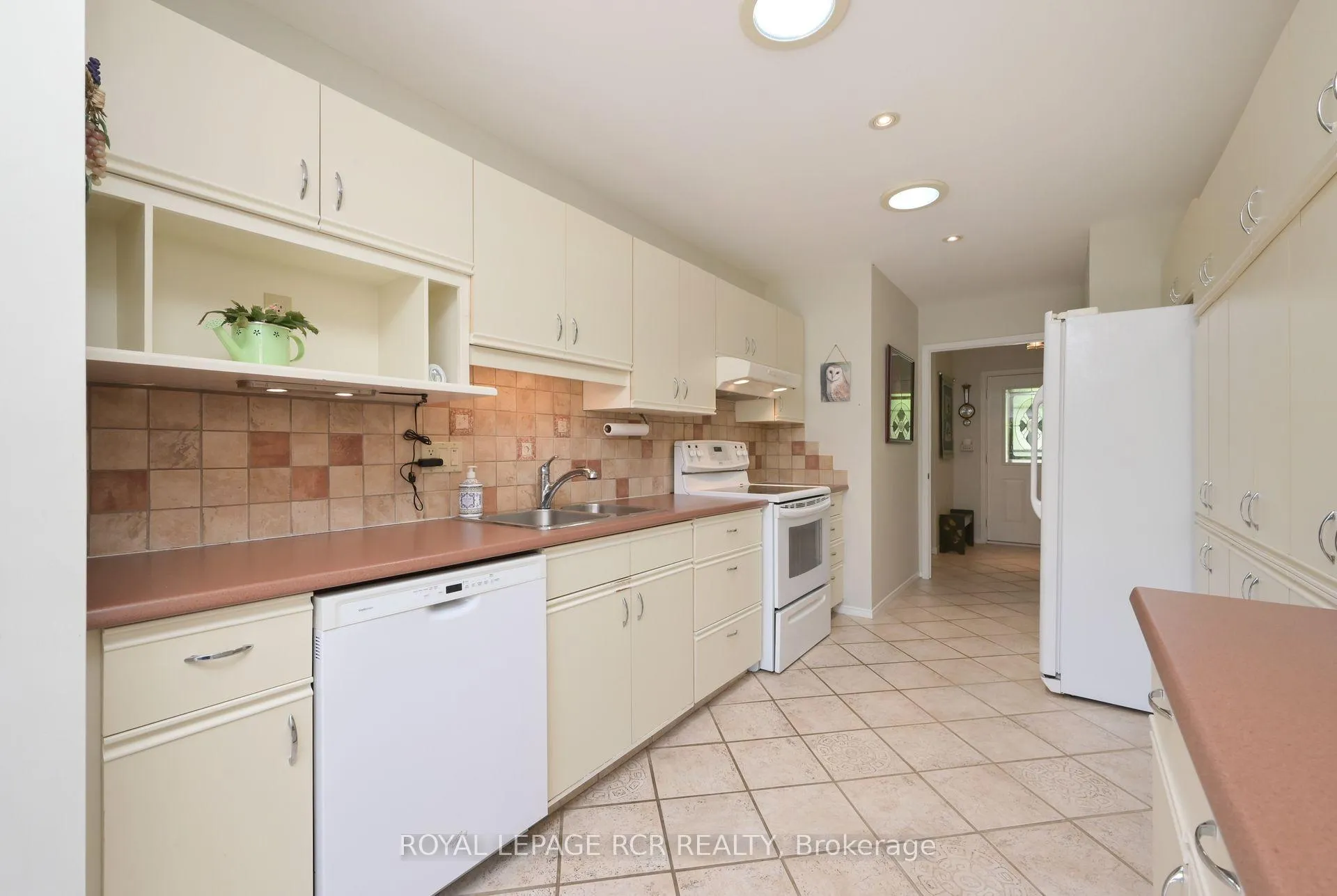Photo 9 of 88 Riverview Road, New Tecumseth, Alliston — HOMEH