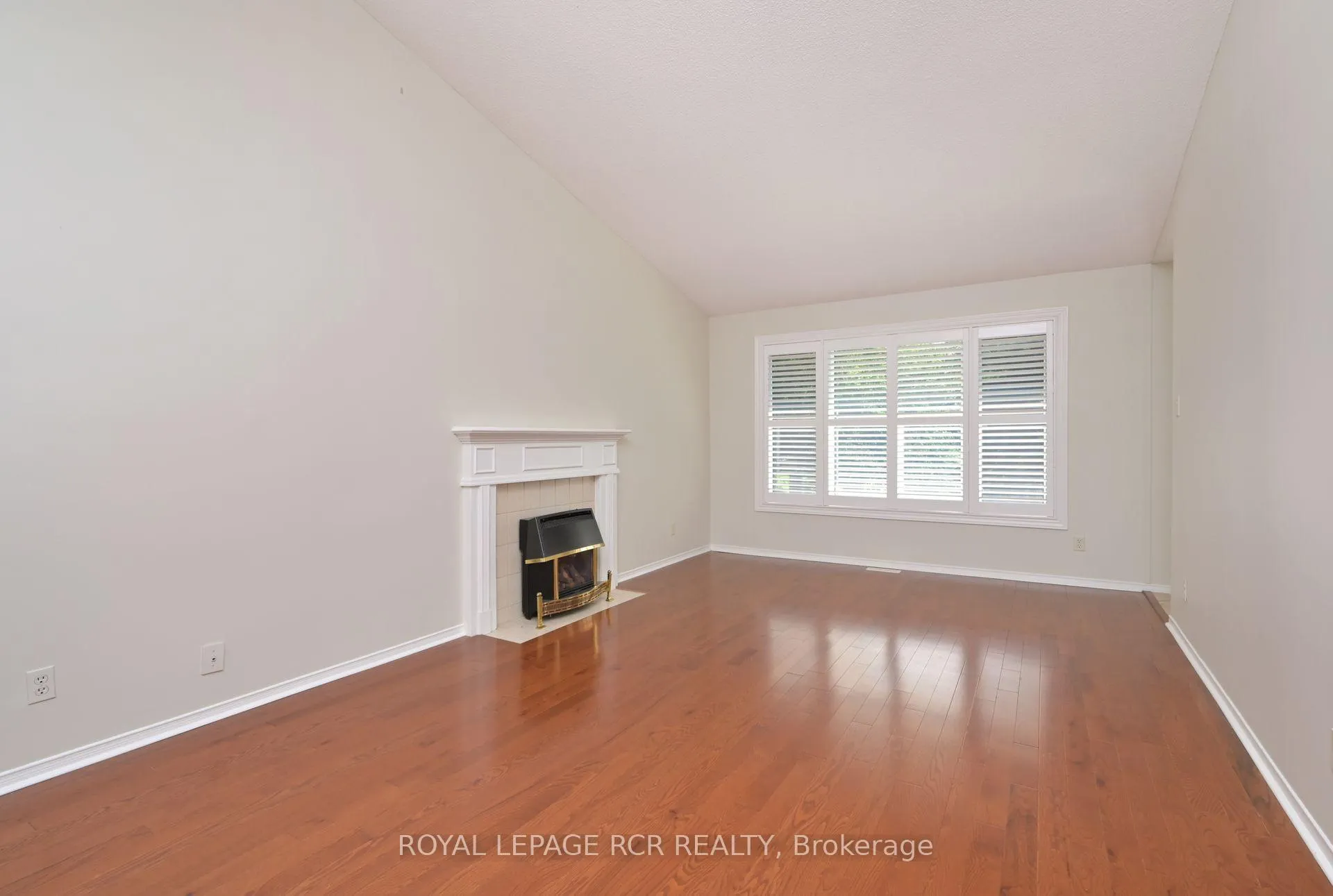Photo 18 of 88 Riverview Road, New Tecumseth, Alliston — HOMEH