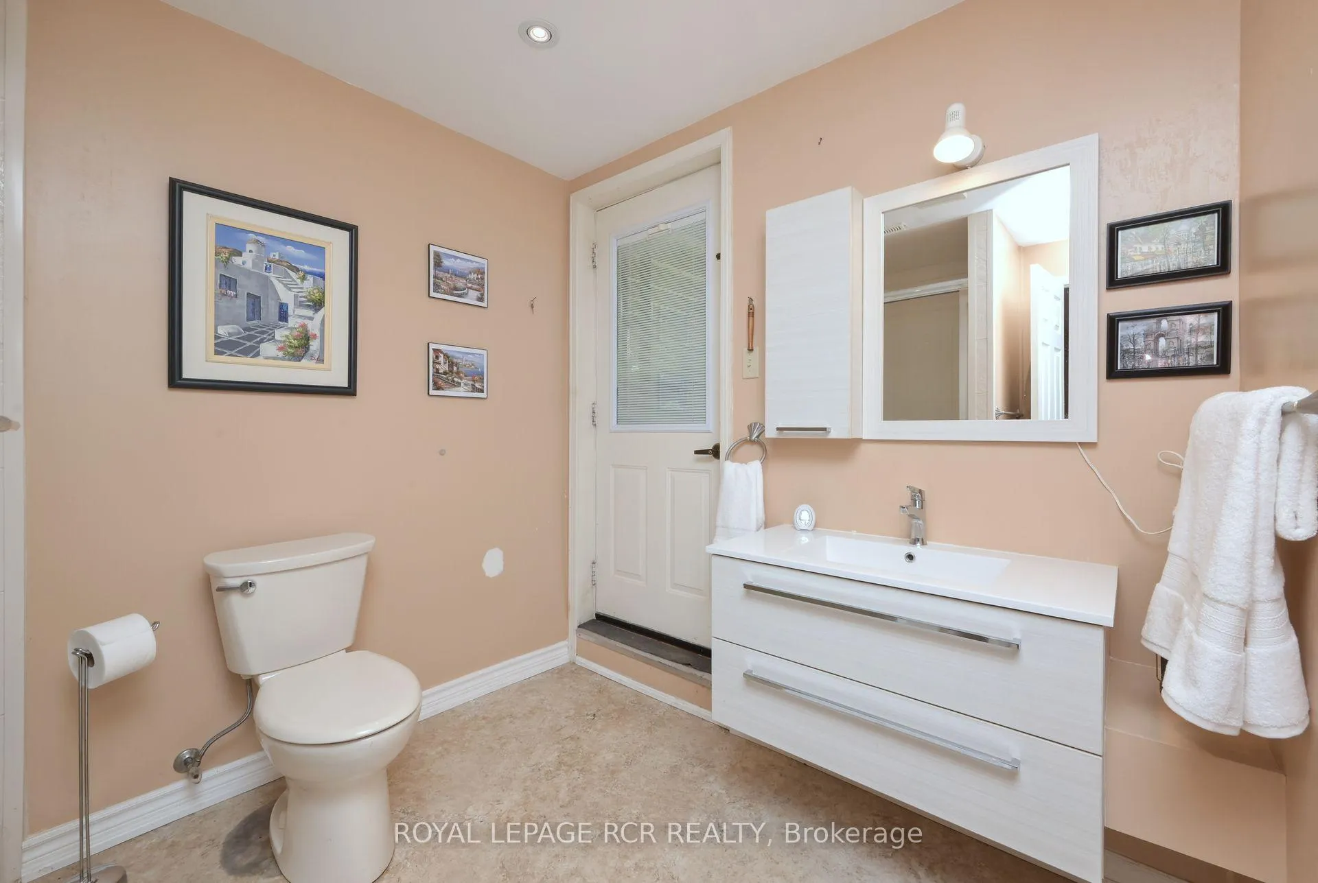 Photo 24 of 88 Riverview Road, New Tecumseth, Alliston — HOMEH