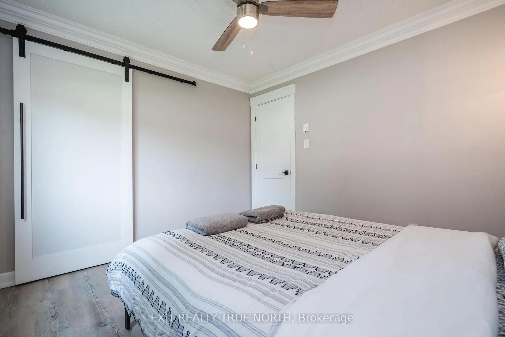 Photo 17 of Unit K1, 155 Edgehill Drive, Barrie, Letitia Heights — HOMEH