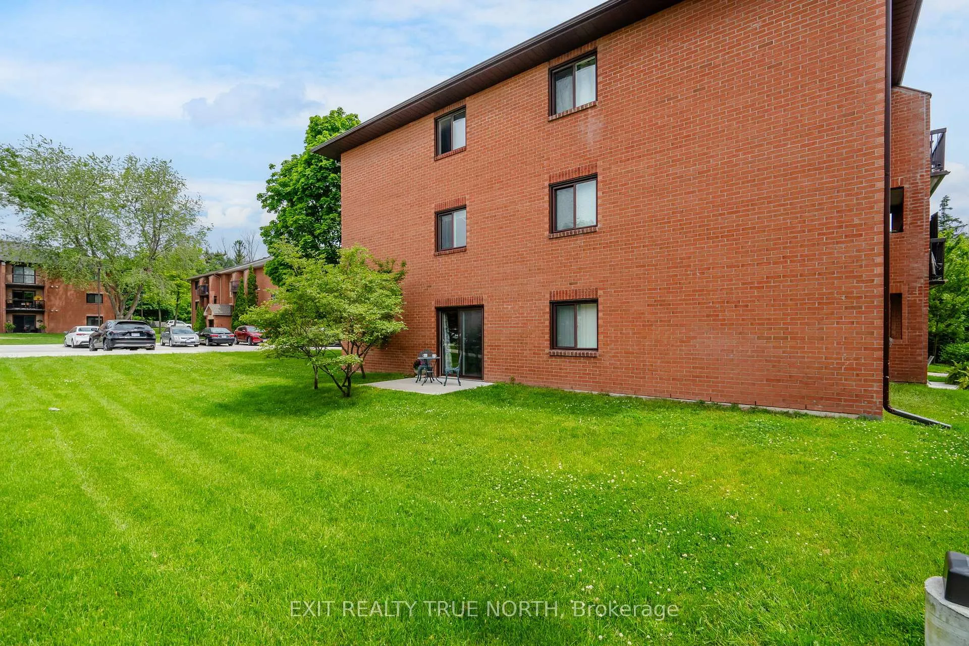 Photo 24 of Unit K1, 155 Edgehill Drive, Barrie, Letitia Heights — HOMEH