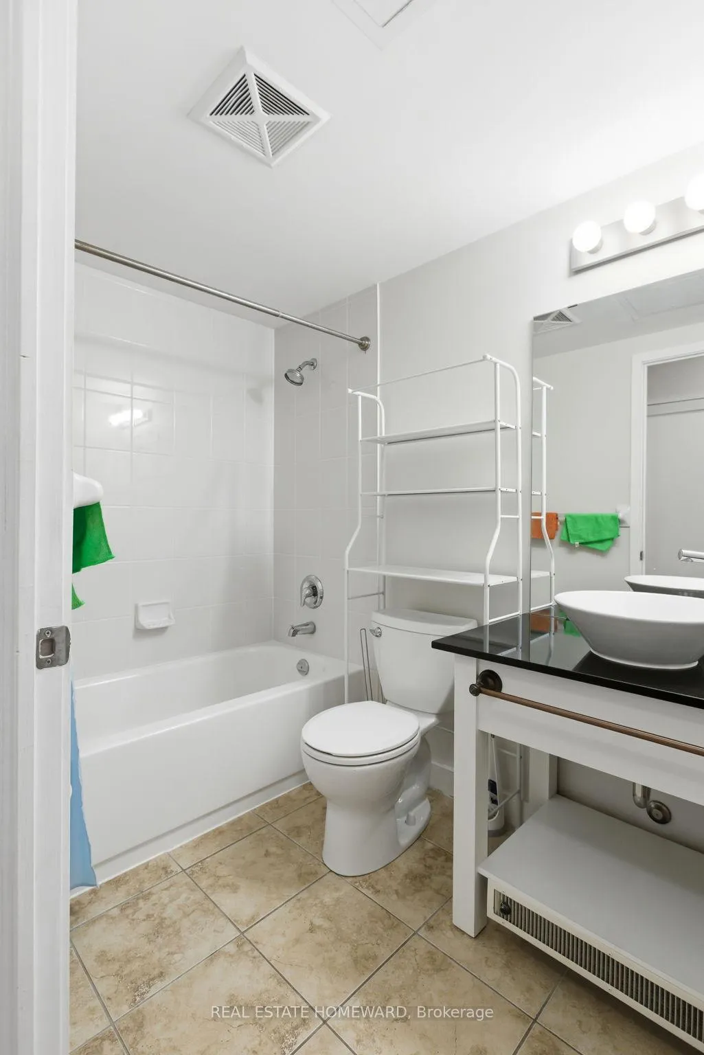 Photo 16 of Unit 309, 601 Kingston Road, Toronto, The Beaches — HOMEH