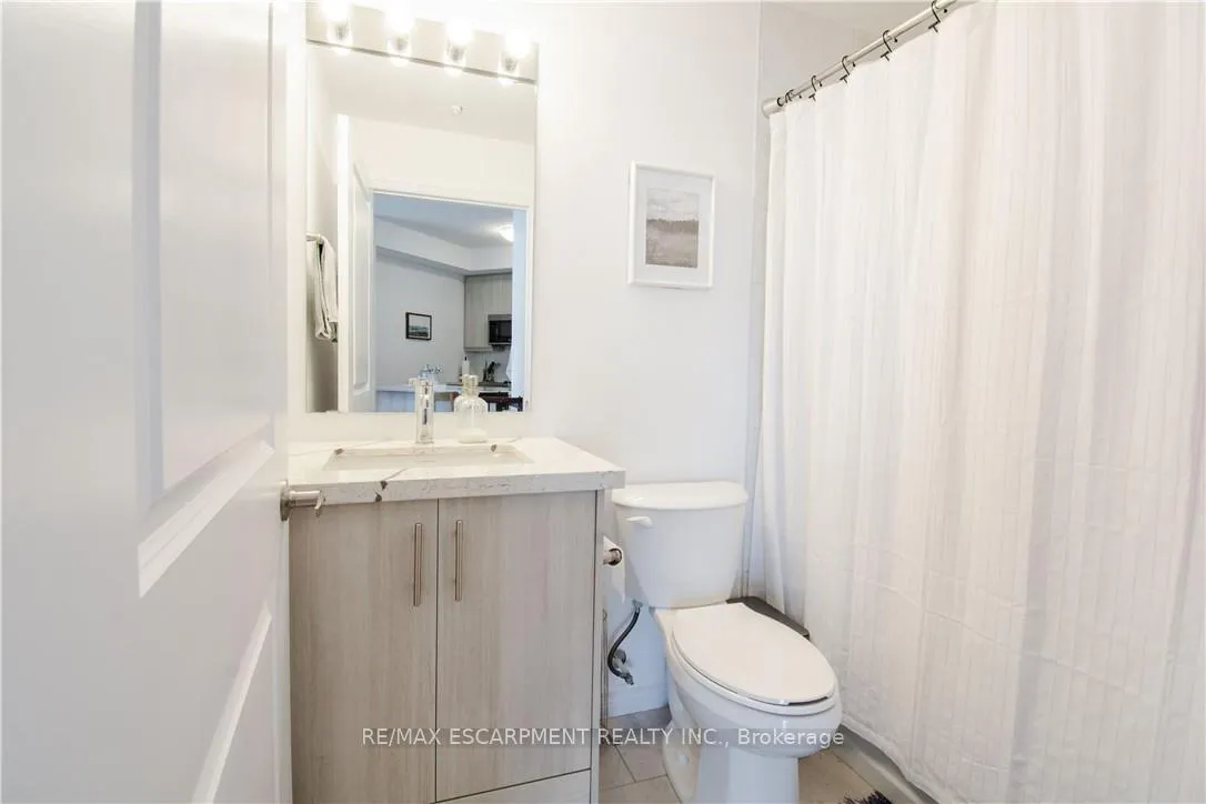 Photo 20 of Unit 333, 10 Mallard Trail, Hamilton, Waterdown — HOMEH